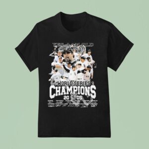 Chicago White Sox Yes I Am Old But I Saw World Series Champions Signatures T Shirt