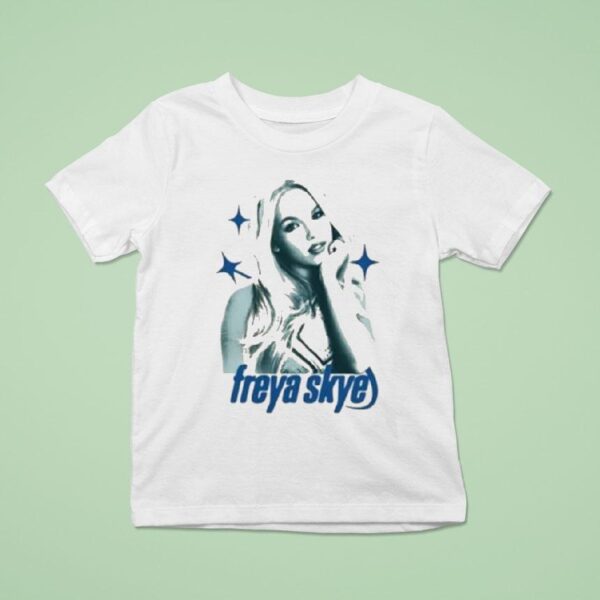 Freya Skye Descendants Zombies Worlds Collide Tour Cast Disney T Shirt