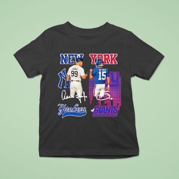 New York City Skyline Judge New York Yankees And New York Giants Signatures T Shirt
