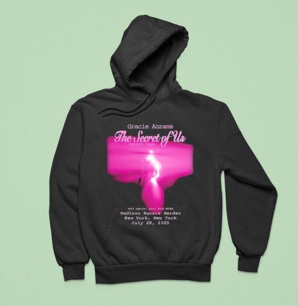 Gracie Abrams At Madison Square Garden In New York Ny On July Secret Of Us Tour Highligh Hoodie
