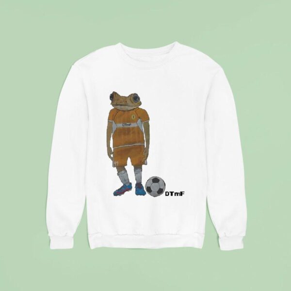 Bad Bunny Deb Tirar Ms Fotos Concho Futbol Sweatshirt
