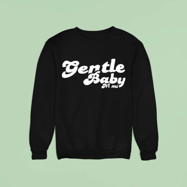 Fimi Wearing Gentle Baby Ni Mi Sweatshirt
