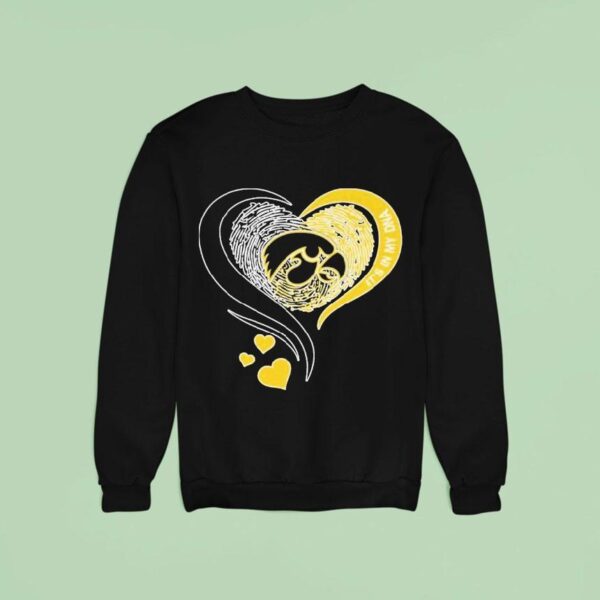 Iowa Hawkeyes It S In My Dna Fingerprint Hear Sweatshirt