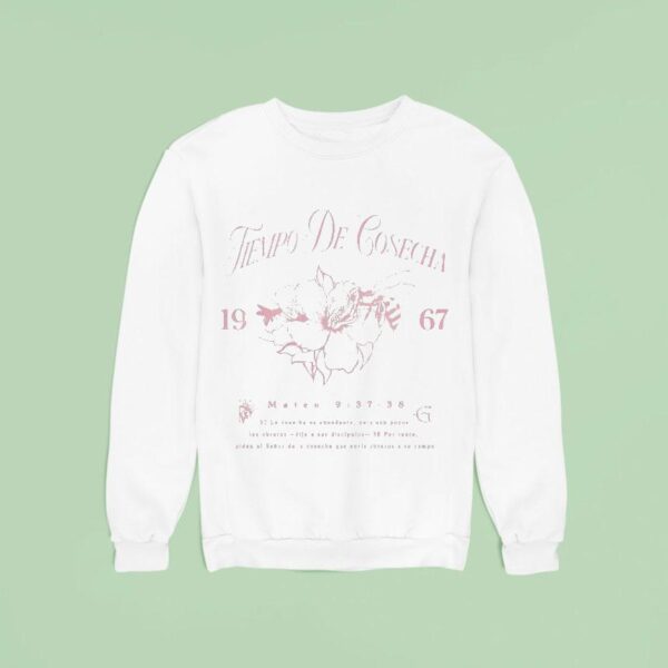 Victory Outreach International Tiempo De Cosecha Sweatshirt
