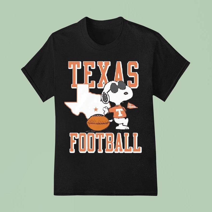 Cool Snoopy Texas Longhorns Football T Shirt