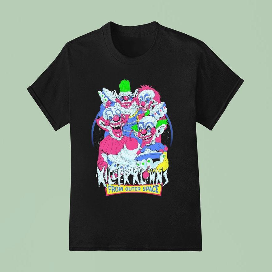 Killer Klowns From Outer Space Pies Round T Shirt