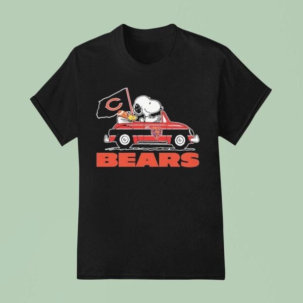 Snoopy And Woodstock Driving Car Chicago Bears T Shirt
