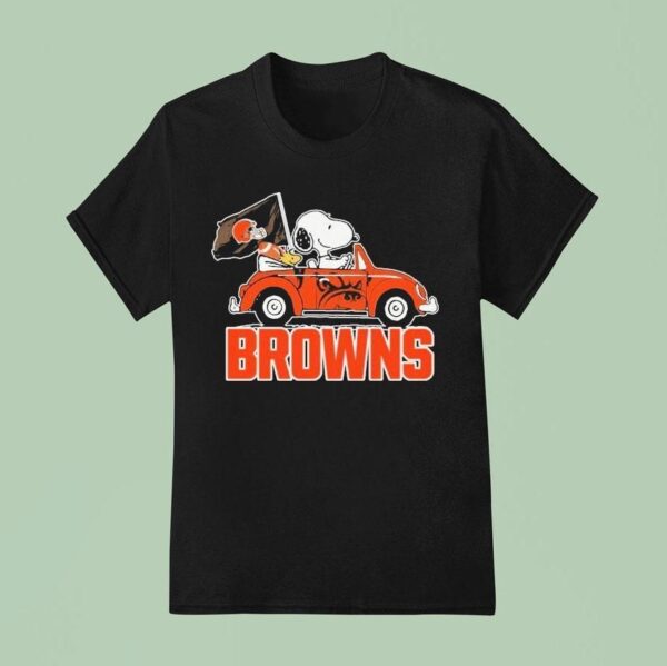 Snoopy And Woodstock Driving Car Cleveland Browns T Shirt