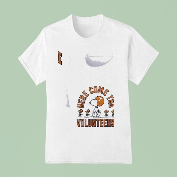 Tennessee Volunrs X Peanuts Here Come The Volunrs T Shirt