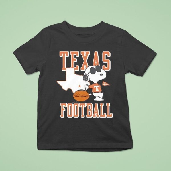 Cool Snoopy Texas Longhorns Football T Shirt