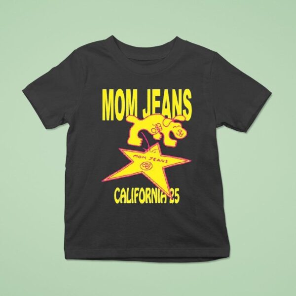 Mom Jeans California Tour Pee Dog Star T Shirt