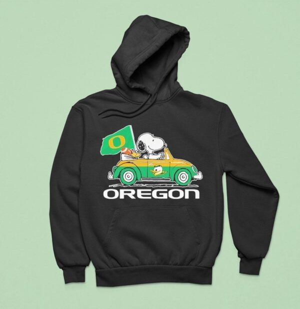Snoopy And Woodstock Driving Car Fan Oregon Ducks Hoodie