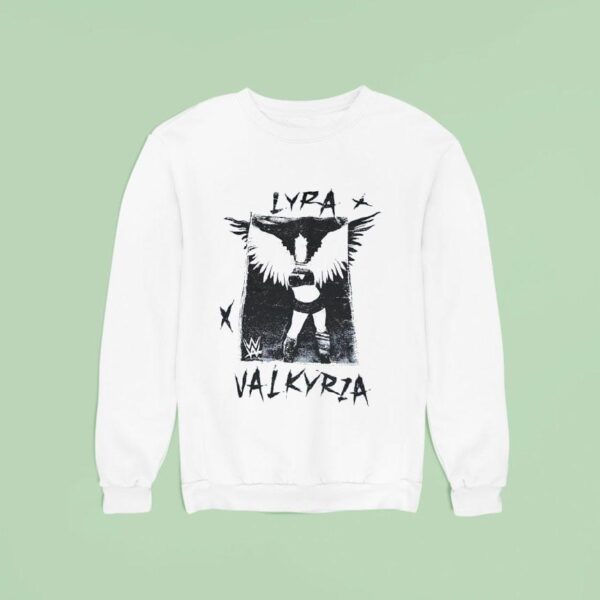 Lyra Valkyria Wwe Graphic Sweatshirt