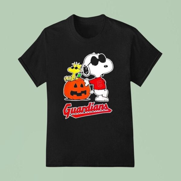 Cleveland Guardians Snoopy Woodstock Pumpkin Halloween T Shirt