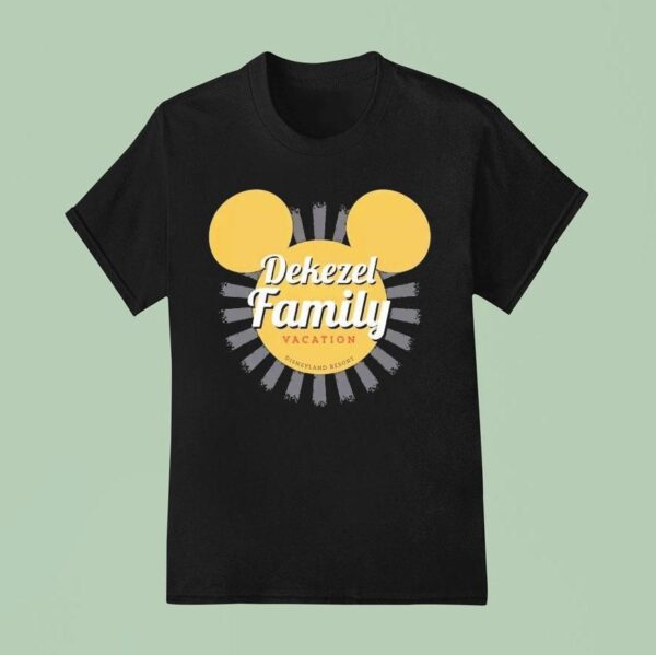Disneyland Mickey Mouse Dekezel Family Sunburst Family Vacation T Shirt