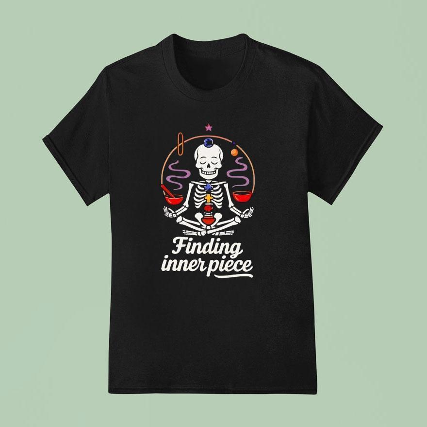 Skeleton Finding Inner Piece T Shirt