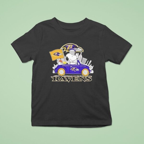 Snoopy And Woodstock Baltimore Ravens City Skyline T Shirt