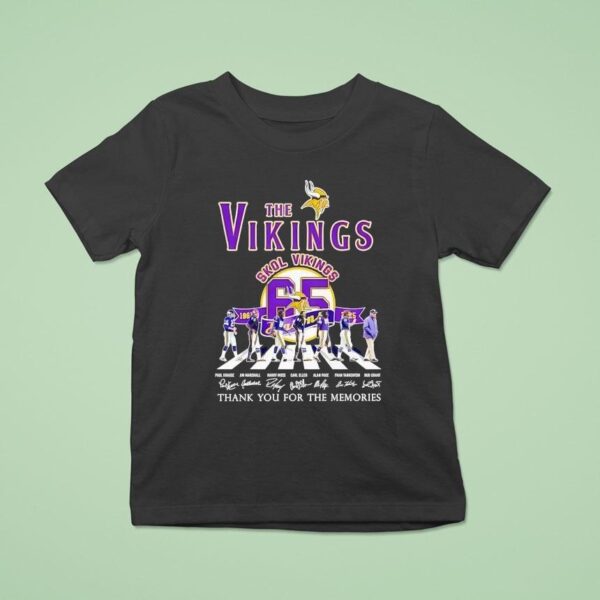 The Minnesota Vikings Walking Across Skol Vikings Thank You For The Memories Signatures T Shirt