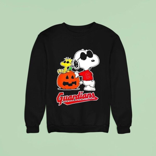 Cleveland Guardians Snoopy Woodstock Pumpkin Halloween Sweatshirt