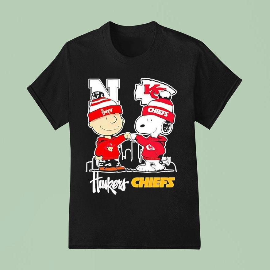 Charlie Brown And Snoopy X Nebraska Cornhuskers And Kansas City Chiefs T Shirt
