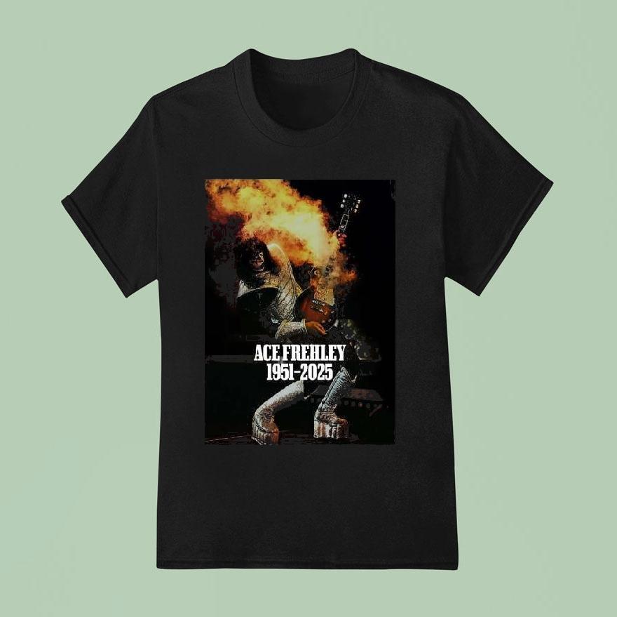 Kiss Ace Frehley Rest In Peace Signature Photo T Shirt