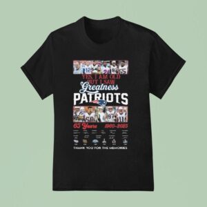 Yes I Am Old But I Saw Greatness New England Patriots Years Signatures Thank You T Shirt