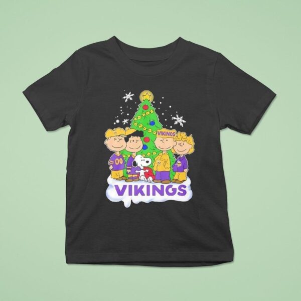 Peanuts Characters X Minnesota Vikings Chrismas T Shirt