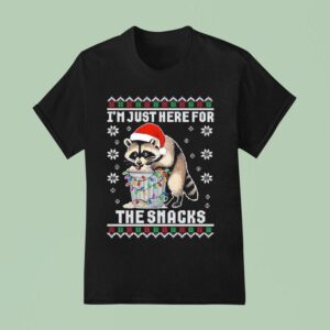 Raccoon Christmas I M Just Here For The Snacks T Shirt