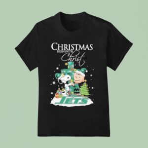 Snoopy And Charlie Brown The Peanuts X New York Jets Merry Christmas Begins With Chris T Shirt
