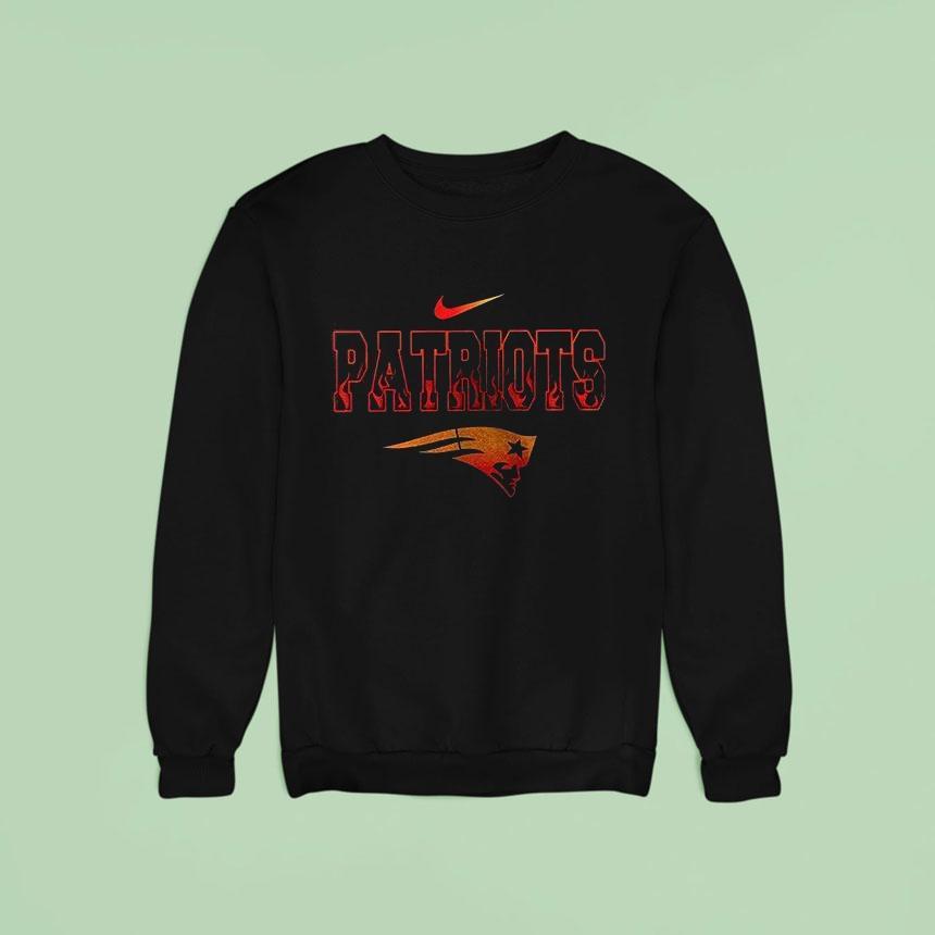 New England Patriots I Am A Simple Man I Like Hot Rods Sweatshirt New England Patriots I Am A Simple Man I Like Hot Rods Sweatshirt
