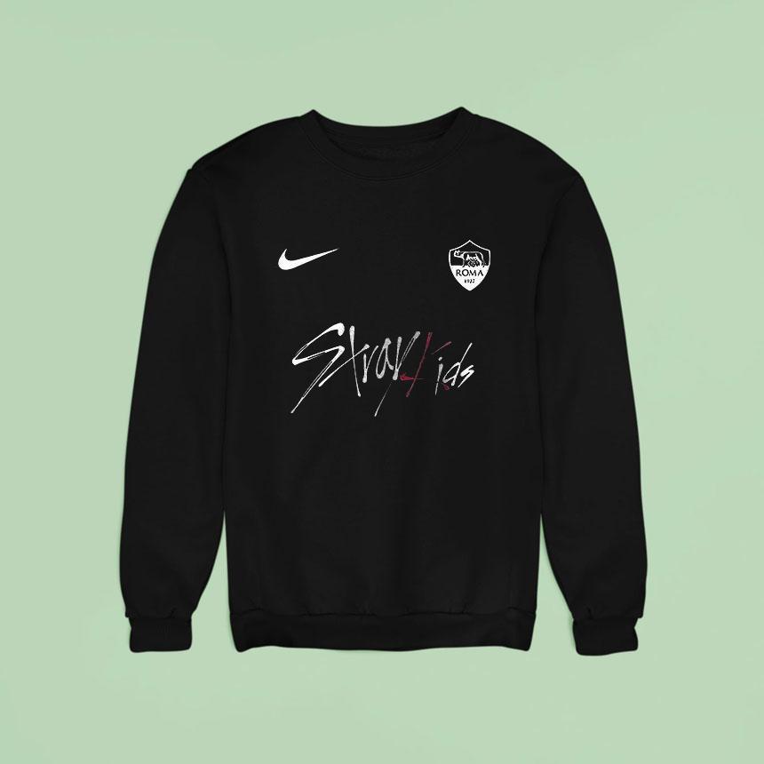 Roma X Stray Kids Show Signature Sweatshirt Roma X Stray Kids Show Signature Sweatshirt